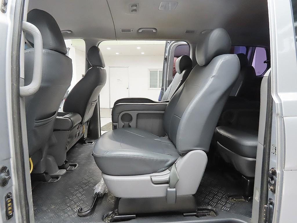 HYUNDAI Starex 2019 Gris - Importación desde Corea - HF Imports Iquique - Foto 12