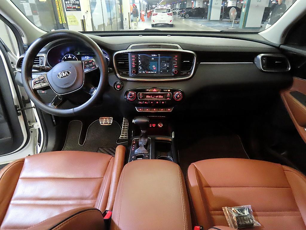 KIA Sorento - Vista 10