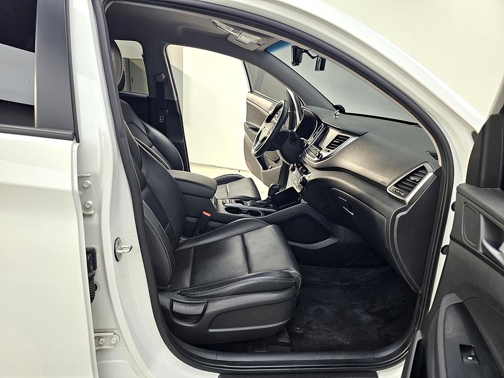 HYUNDAI Tucson - Vista 11