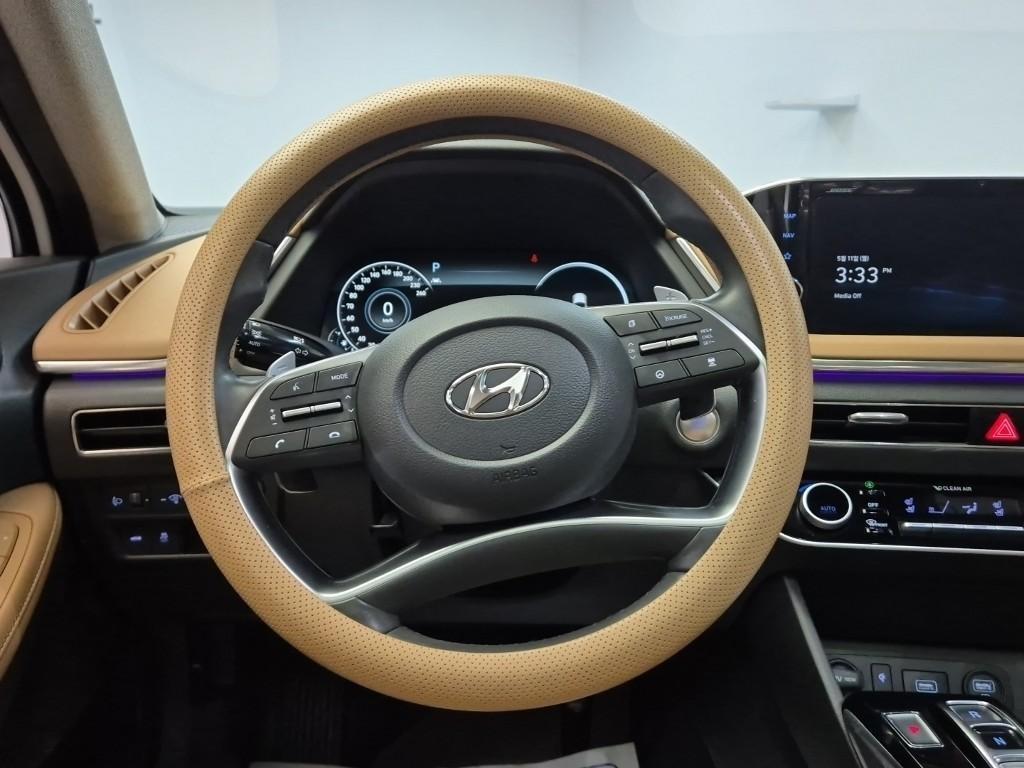 HYUNDAI Sonata - Vista 9