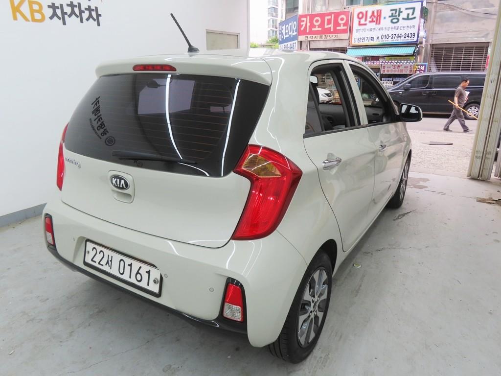 KIA Morning - Vista 3