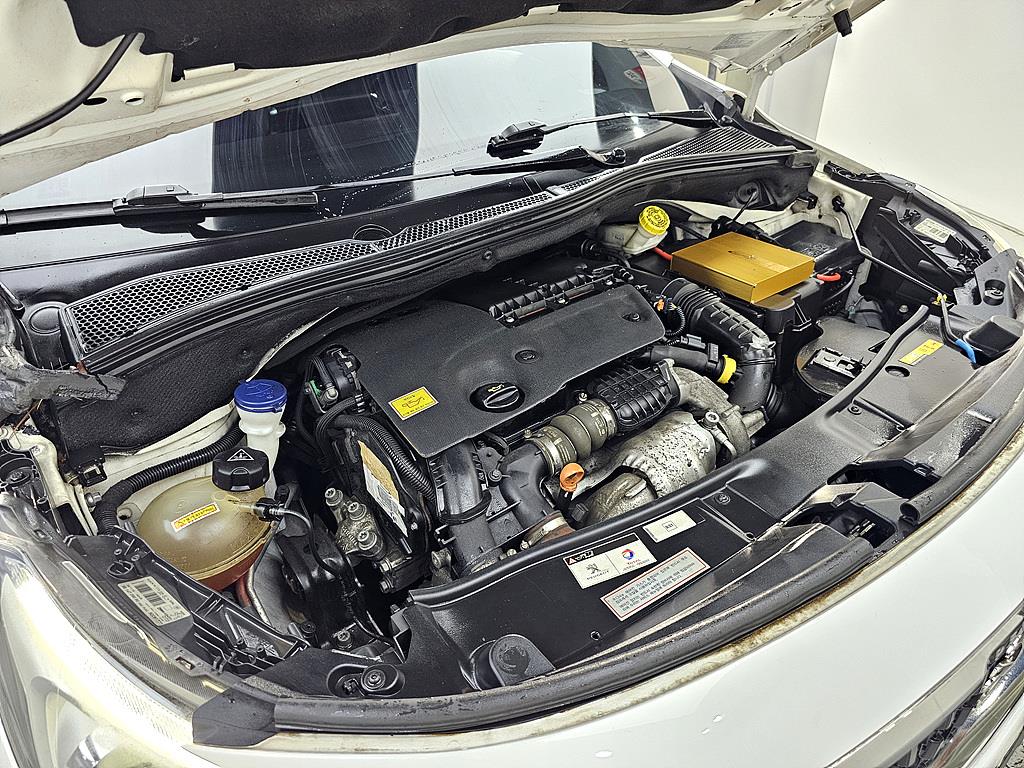 Peugeot 2008 - Vista 6