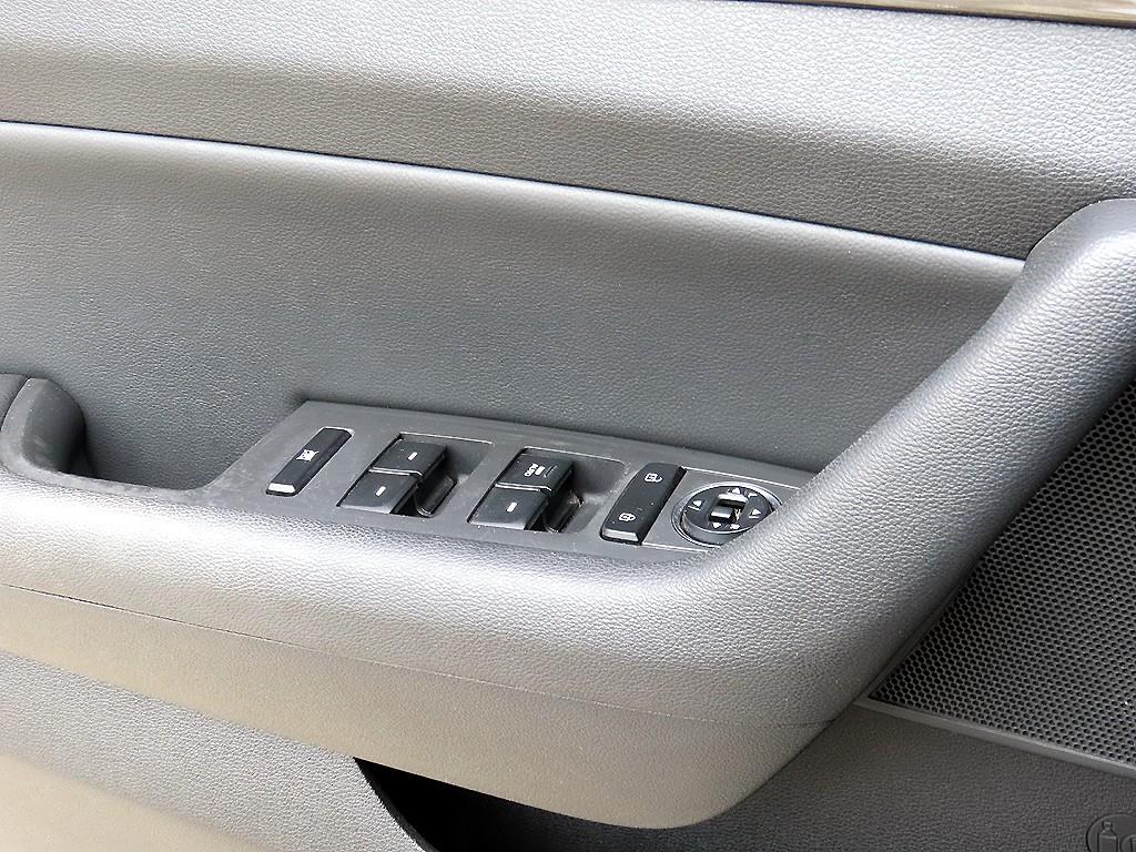 HYUNDAI Sonata - Vista 11