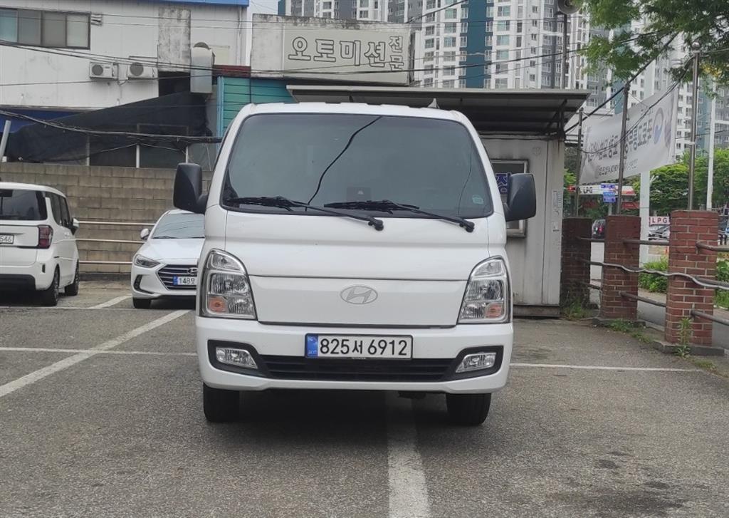Small Truck Cargo (small) - Vista 2