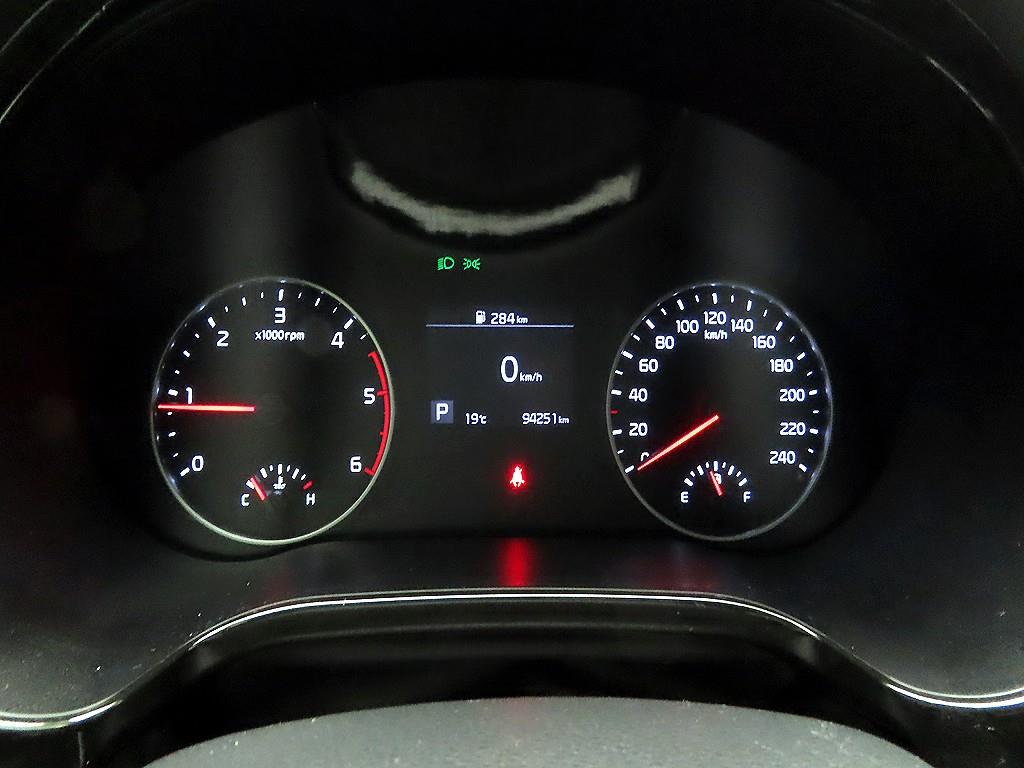 KIA Seltos - Vista 6