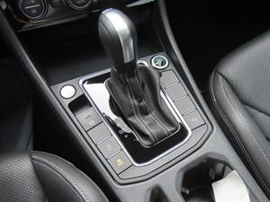 Volkswagen Jetta - Vista 12