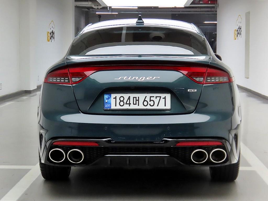 KIA Stinger - Vista 3