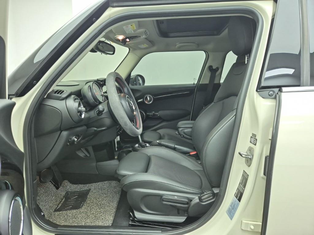 Mini Cooper - Vista 11