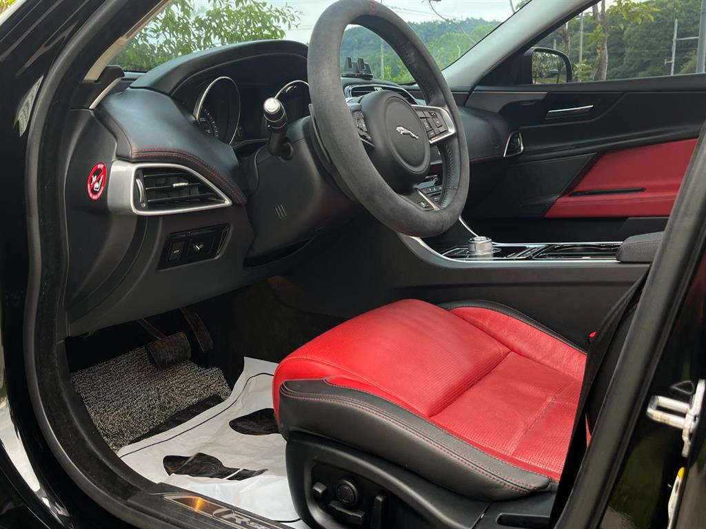 Jaguar XE 2016 Negro - Importación desde Corea - HF Imports Iquique - Foto 15