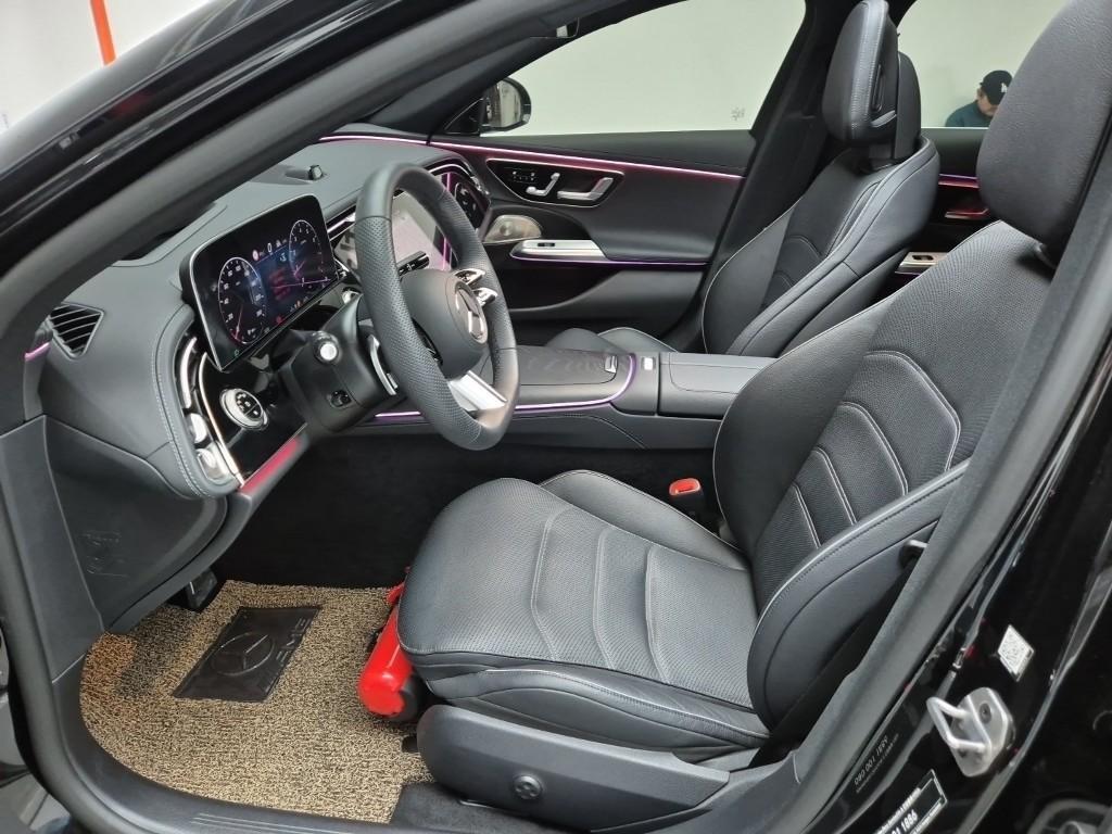 Mercedes Benz E class - Vista 11