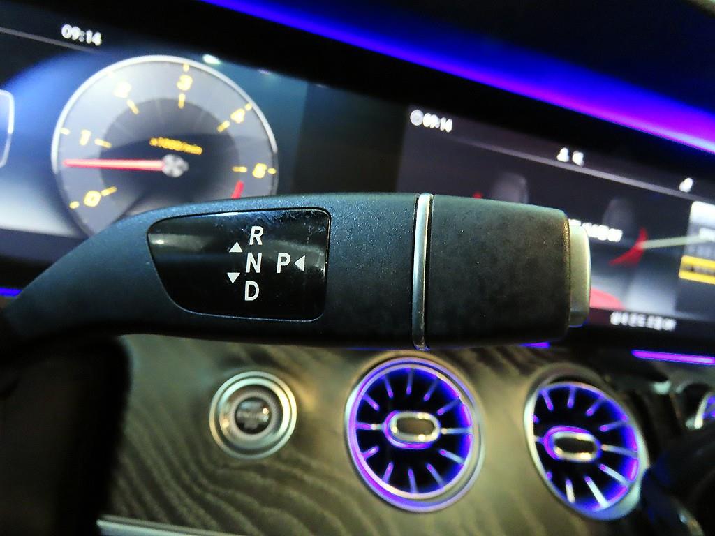 Mercedes Benz CLS Class - Vista 12