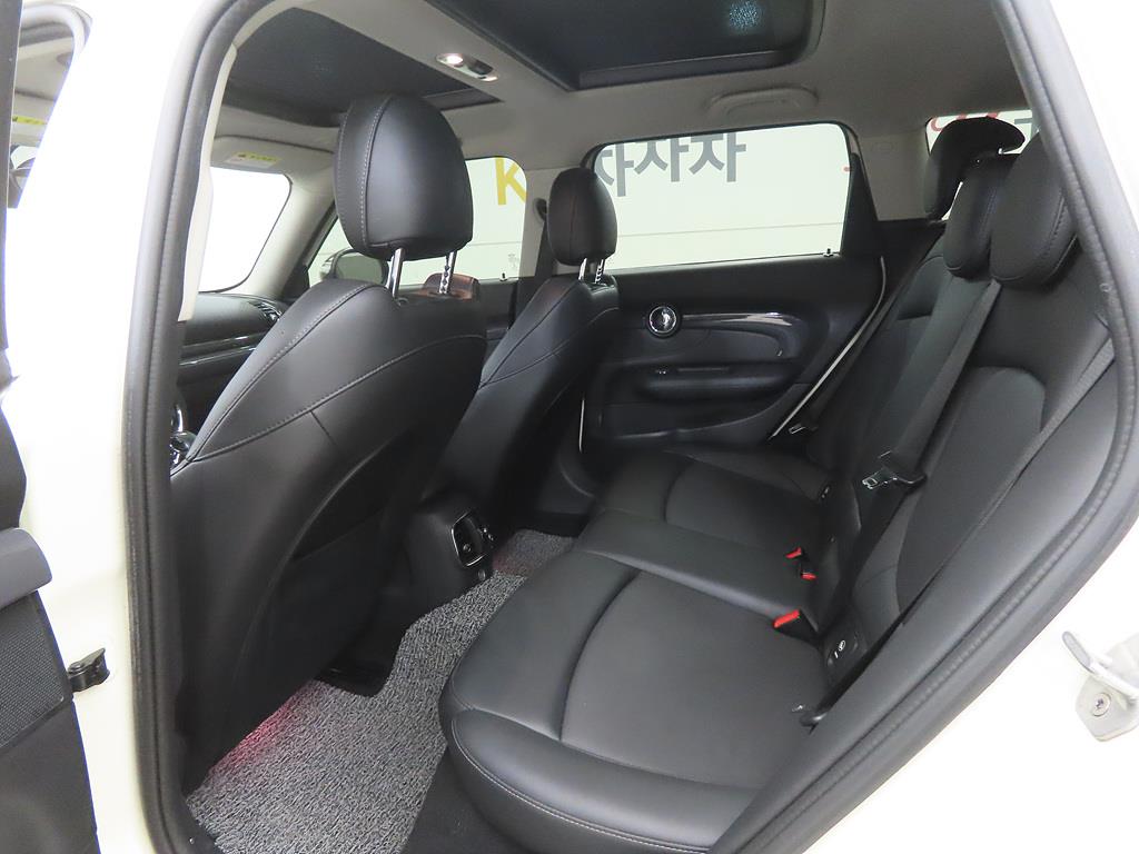 Mini Clubman - Vista 6