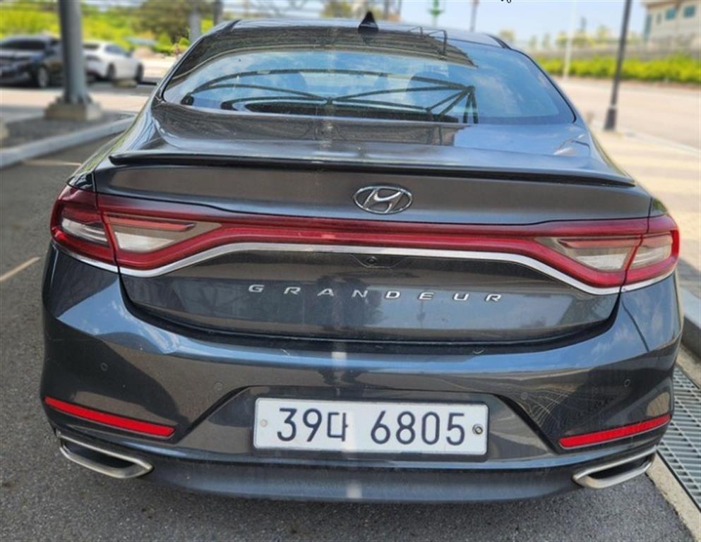 HYUNDAI Grandeur - Vista 2