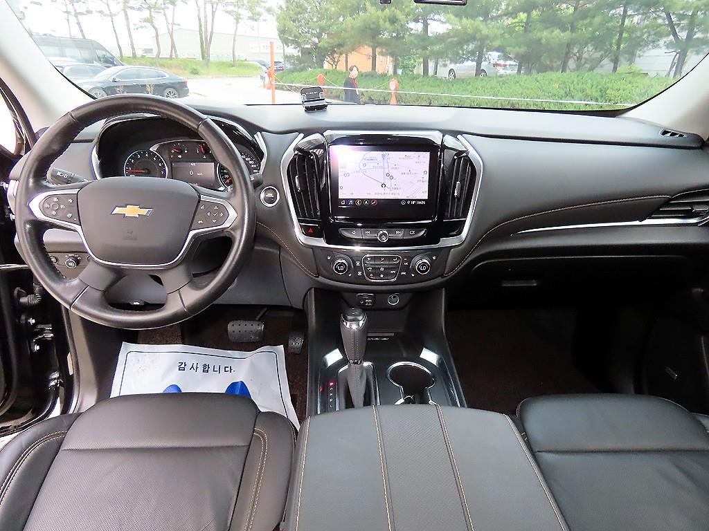 Chevrolet Travers - Vista 7
