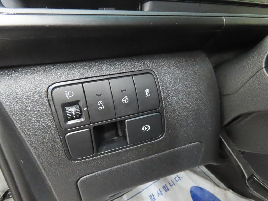 HYUNDAI Staria - Vista 10