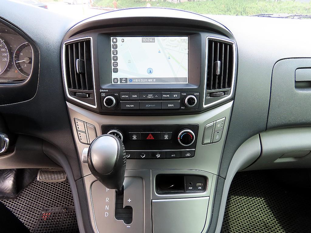 HYUNDAI Starex 2017 Gris - Importación desde Corea - HF Imports Iquique - Foto 13