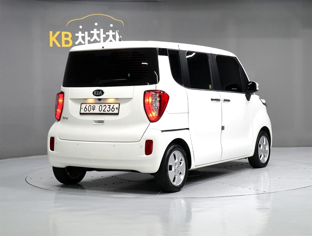 KIA Ray - Vista 4