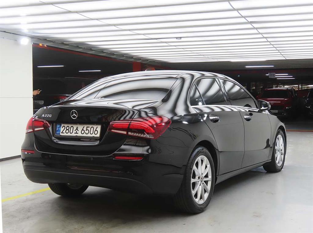 Mercedes Benz A Class - Vista 4