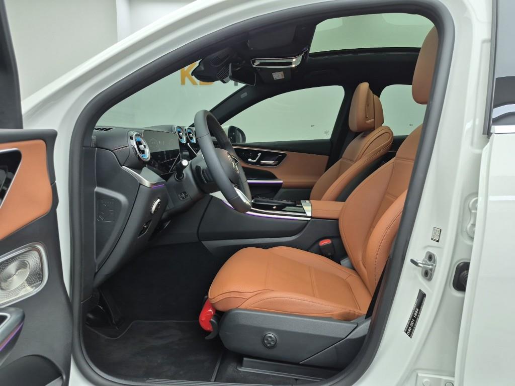 Mercedes Benz GLC Class - Vista 11