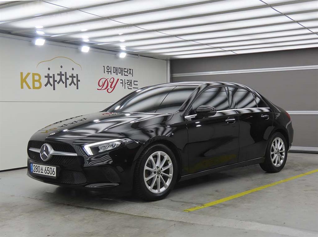 Mercedes Benz A Class 2020 Negro - Importación desde Corea - HF Imports Iquique - Foto 1