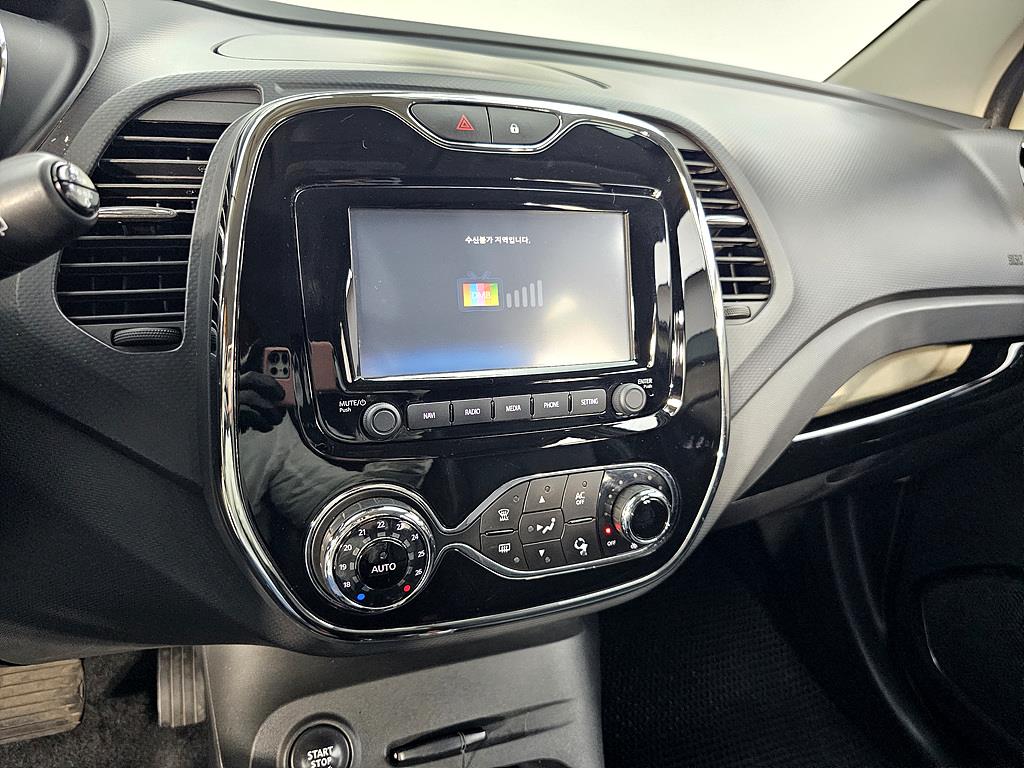 SAMSUNG QM3 - Vista 12