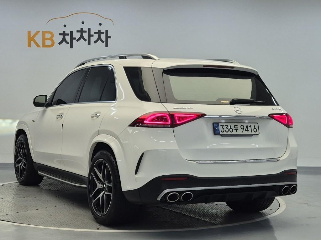 Mercedes Benz GLE Class - Vista 2