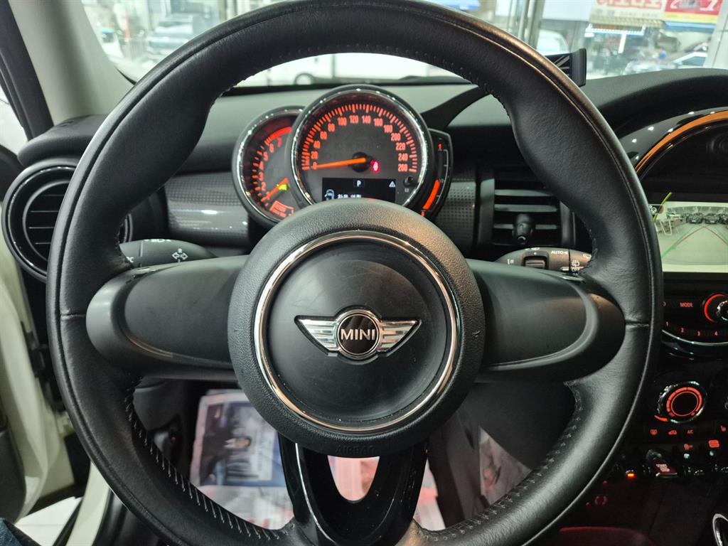 Mini Cooper - Vista 6