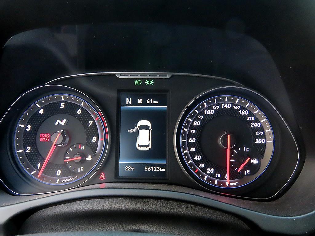 HYUNDAI Veloster - Vista 9