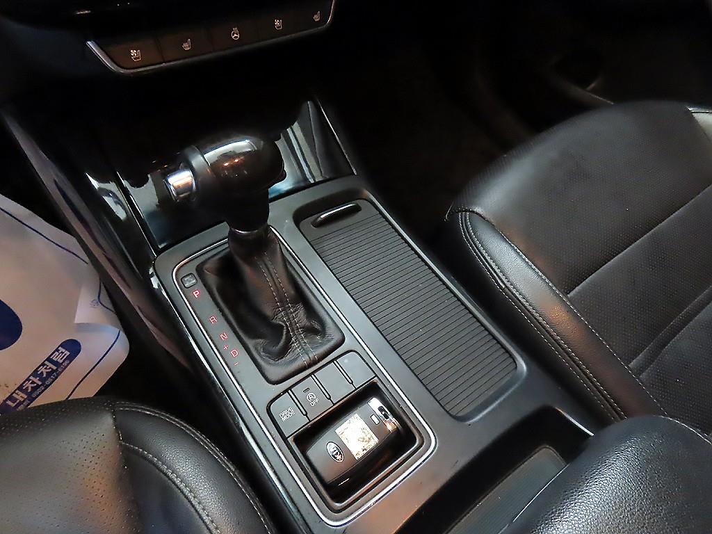 KIA Sorento - Vista 12