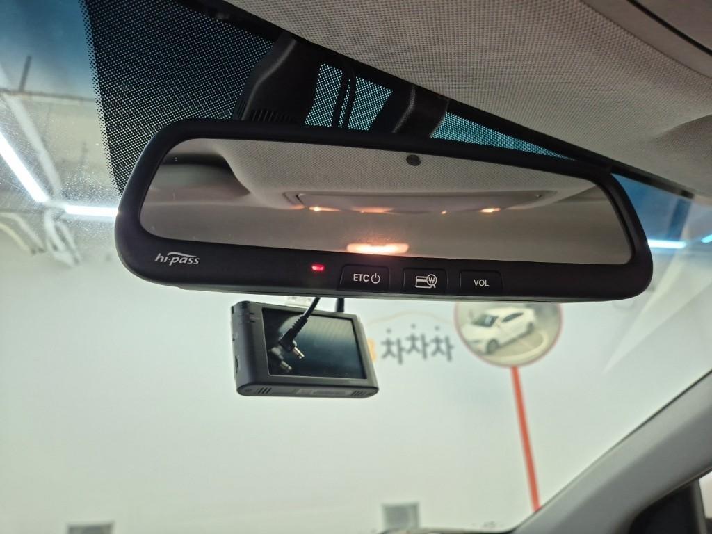HYUNDAI Avante 2017 Blanco - Importación desde Corea - HF Imports Iquique - Foto 16