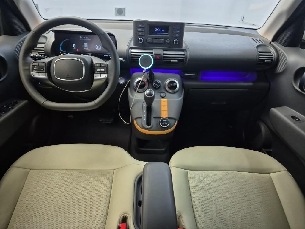HYUNDAI Casper - Vista 7