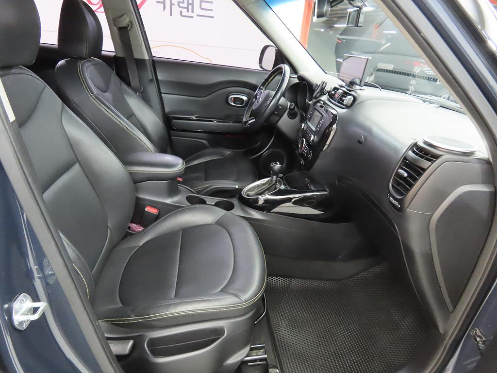 KIA Soul - Vista 6