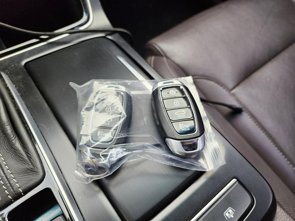 HYUNDAI Grandeur - Vista 5