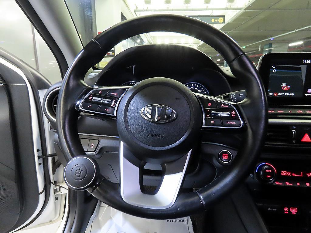 KIA K3 - Vista 8