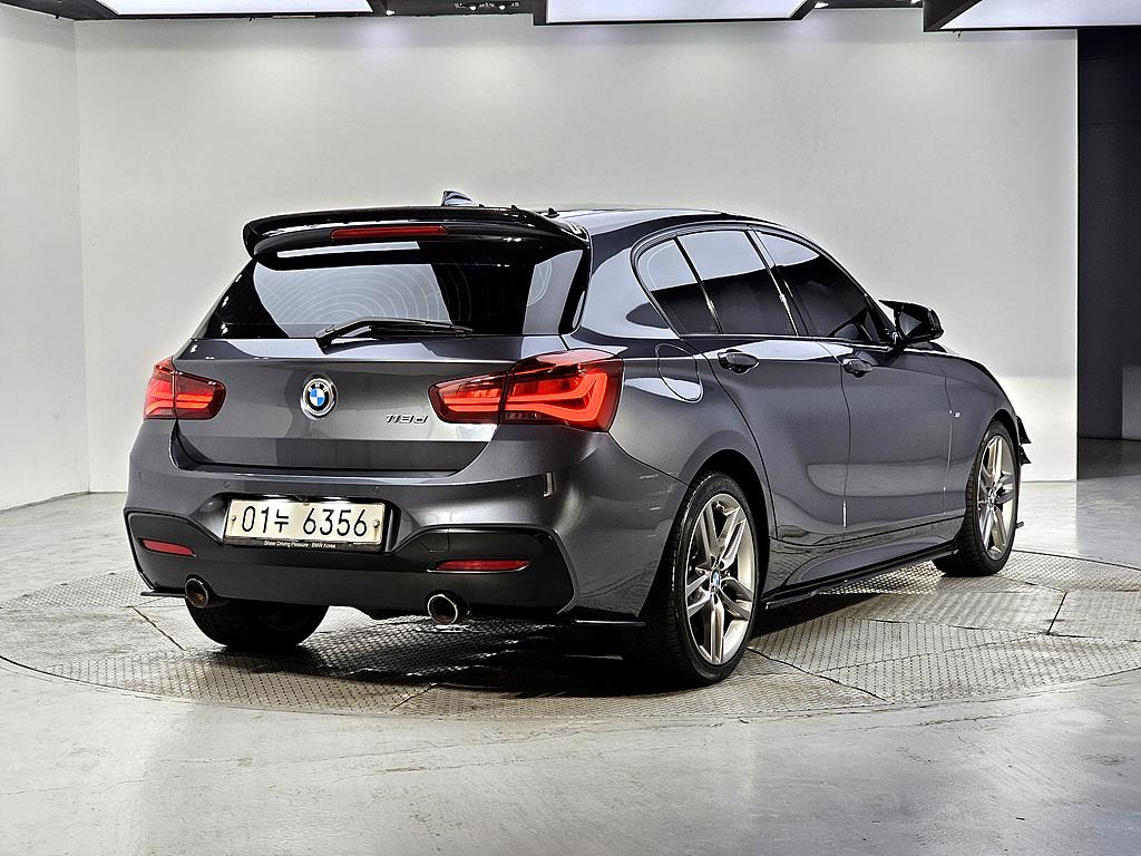 BMW 1 series - Vista 4