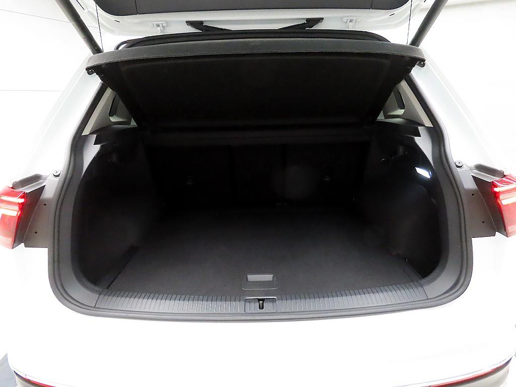 Volkswagen Tiguan 2023 the color of pearl - Importación desde Corea - HF Imports Iquique - Foto 18