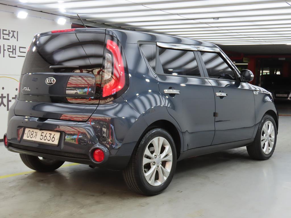 KIA Soul - Vista 3