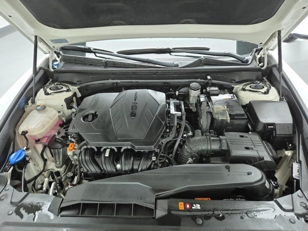 HYUNDAI Grandeur - Vista 5