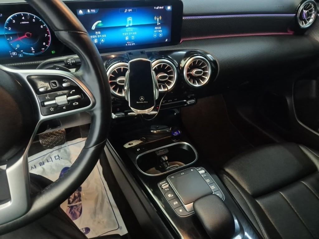 Mercedes Benz A Class - Vista 10