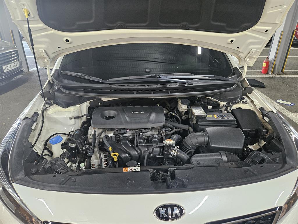 KIA K3 - Vista 9