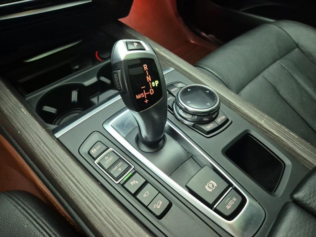 BMW X5 - Vista 8