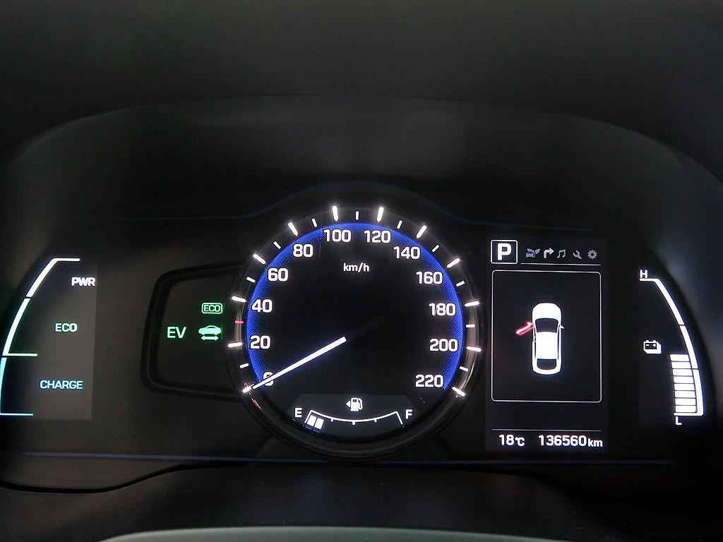 HYUNDAI Ioniq - Vista 12