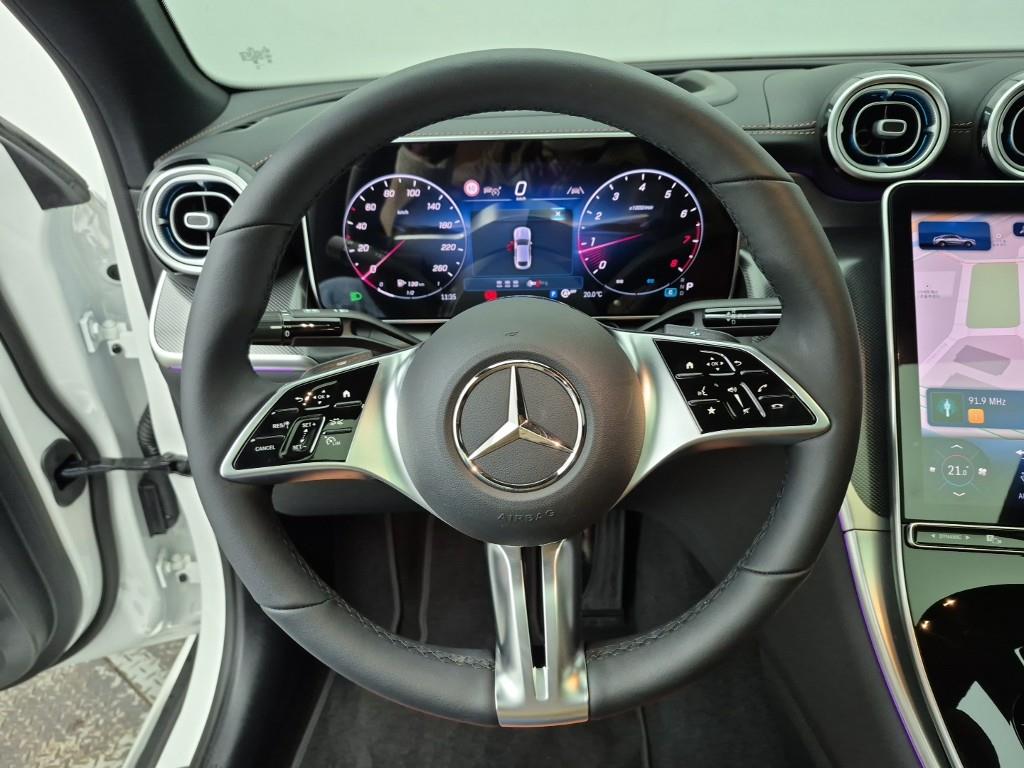 Mercedes Benz GLC Class - Vista 9
