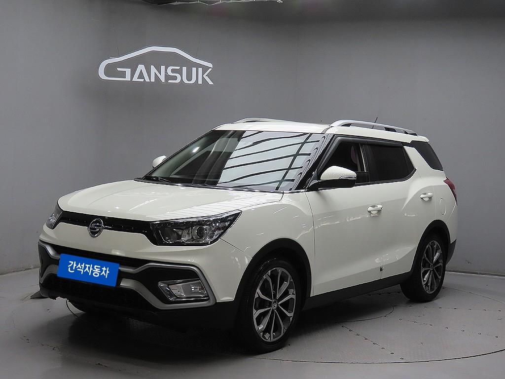 Ssangyong Tivoli 2017 Blanco - Importación desde Corea - HF Imports Iquique - Foto 1