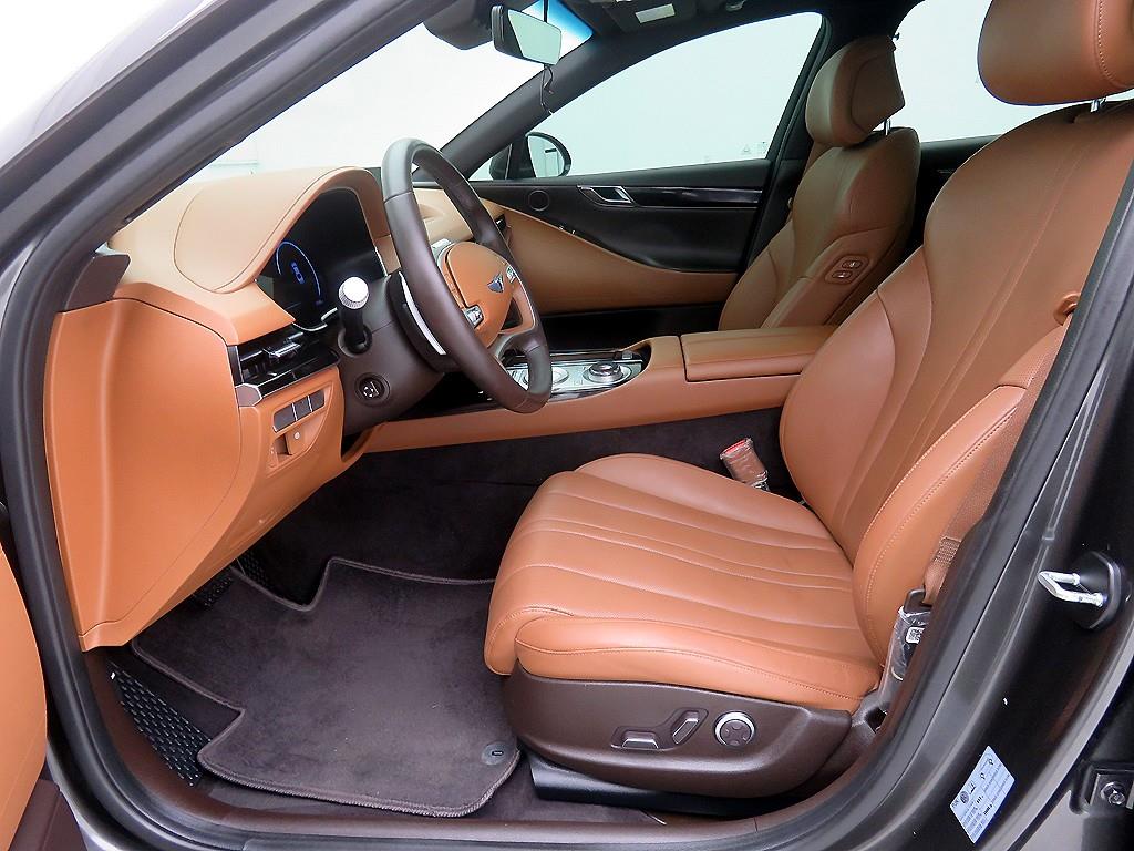 Genesis G80 - Vista 6