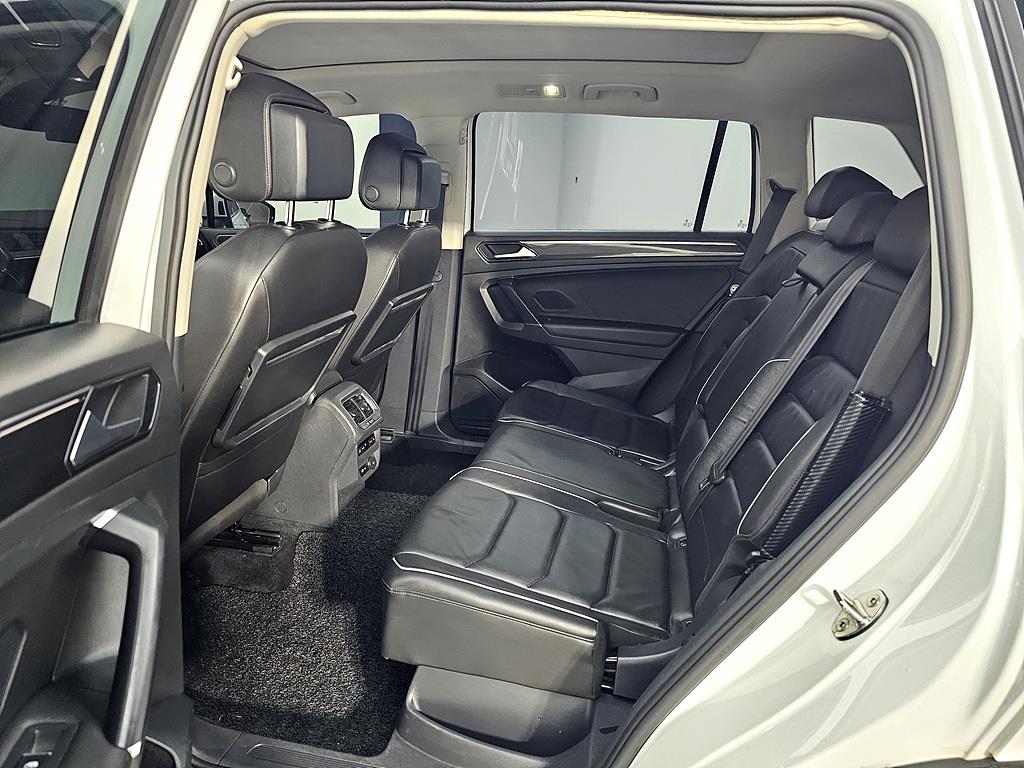 Volkswagen Tiguan - Vista 9