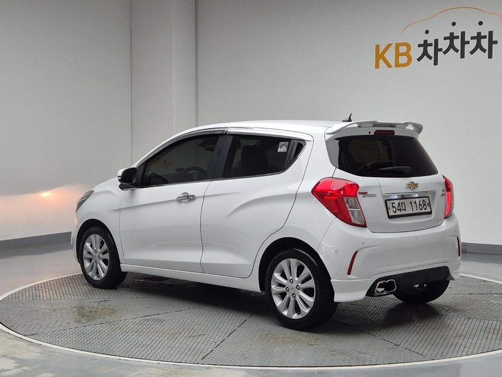 Chevrolet Spark - Vista 2