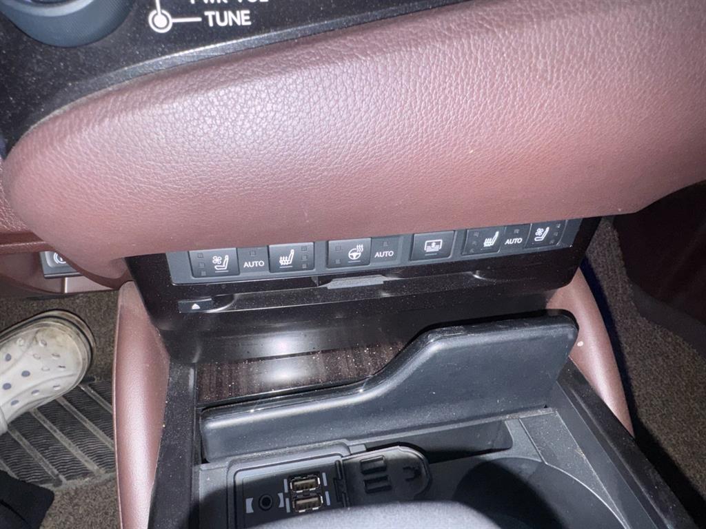 Lexus ES - Vista 9