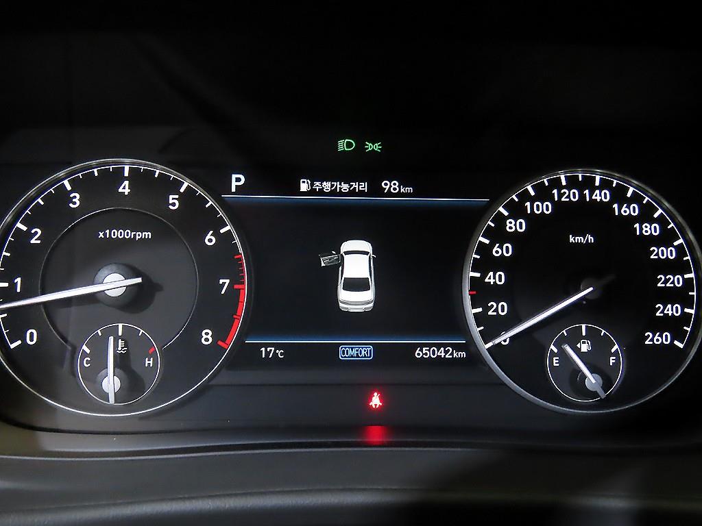 Genesis G90 - Vista 9