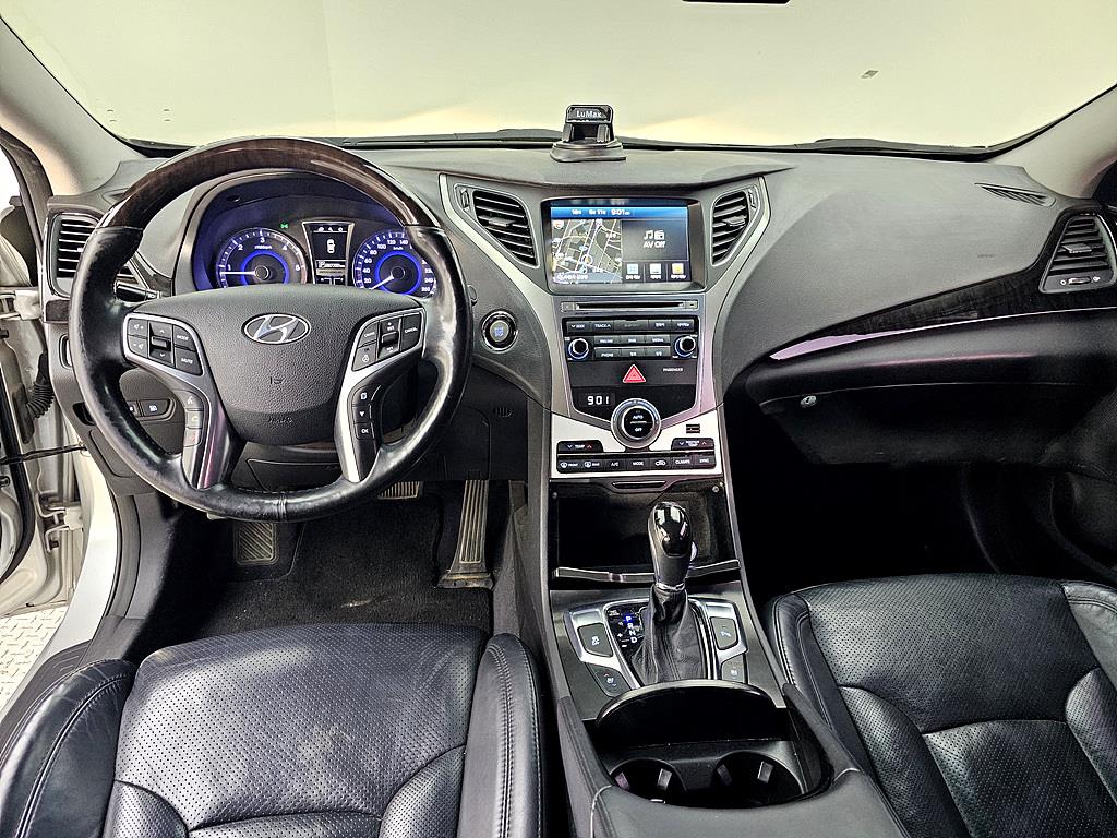 HYUNDAI Grandeur - Vista 5
